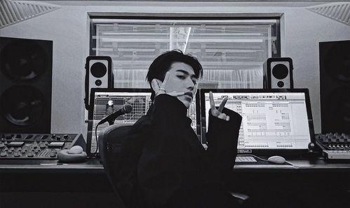 吃瓜娱乐圈蔡徐坤视频,揭秘明星幕后故事